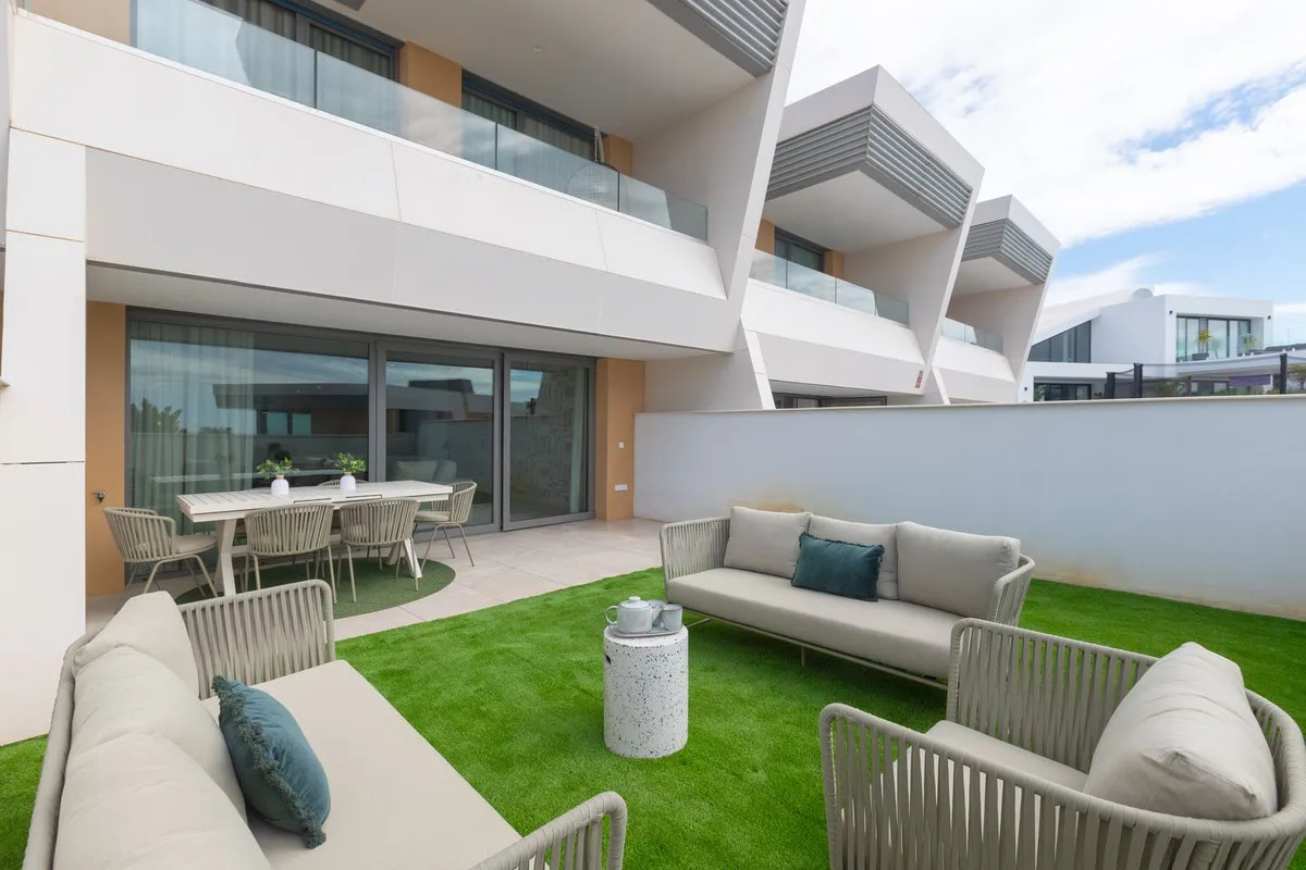 e9d73efa-f7e6-4db6-9011-e3bb2882c6a3