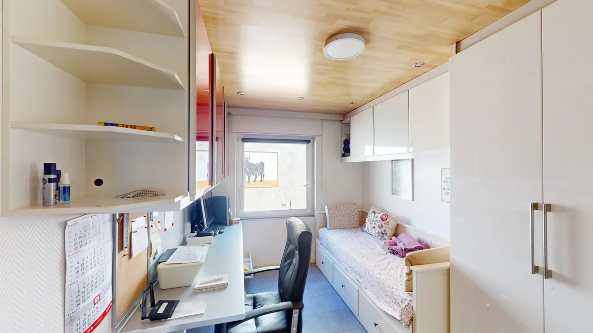 0bc729b4-0ca9-41b0-b683-ac3bffbd9a9d