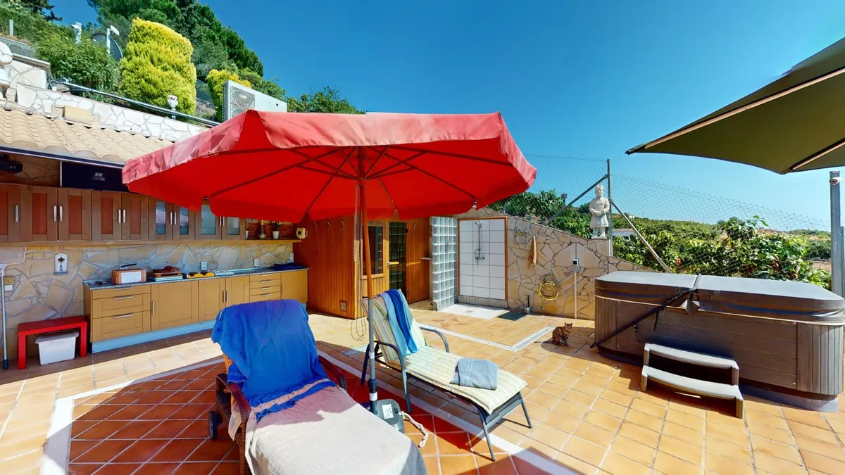 4dec5107-c965-4d13-9395-4f5aeaf095f2