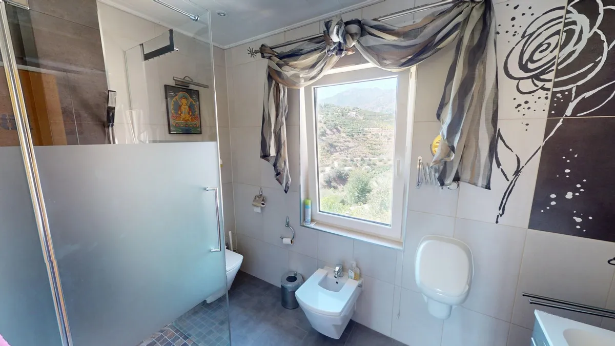 6459119a-02a9-486a-9d26-e3f03f7e55e9