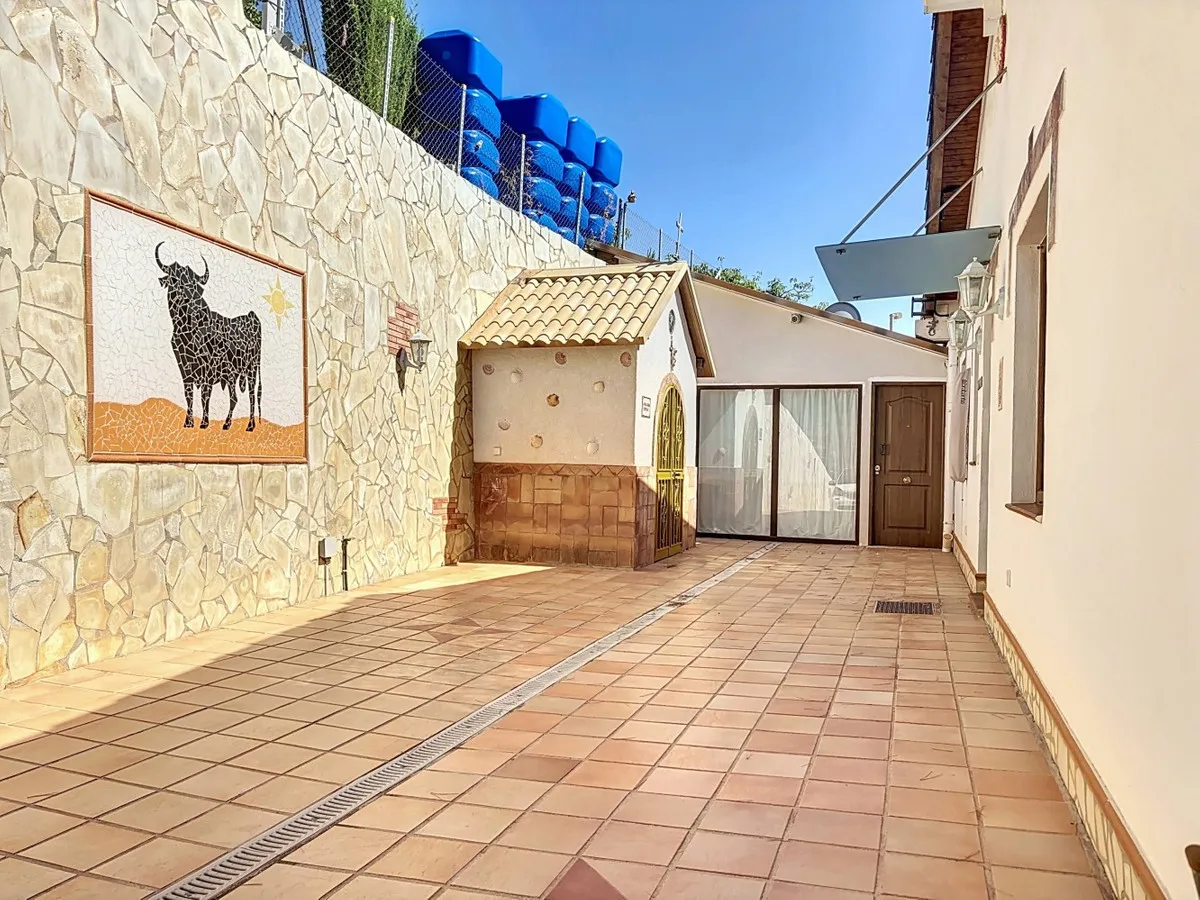 ae55d61b-14ea-4127-a54d-3688f8fdbd4b