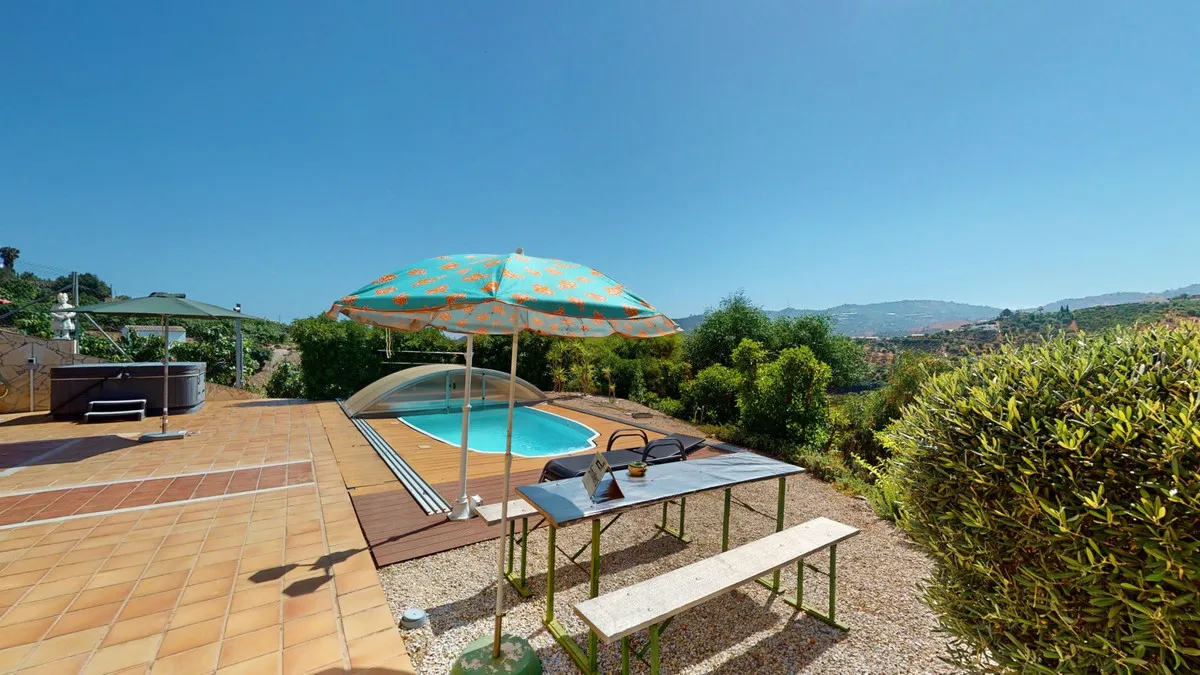 b5cdb317-c918-44b0-85bd-c2bf2dba6310