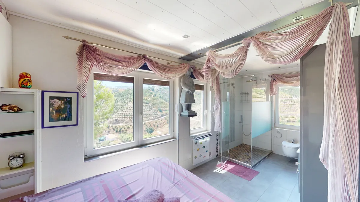 fb466afe-3279-4094-adfc-cb3dd81eafad