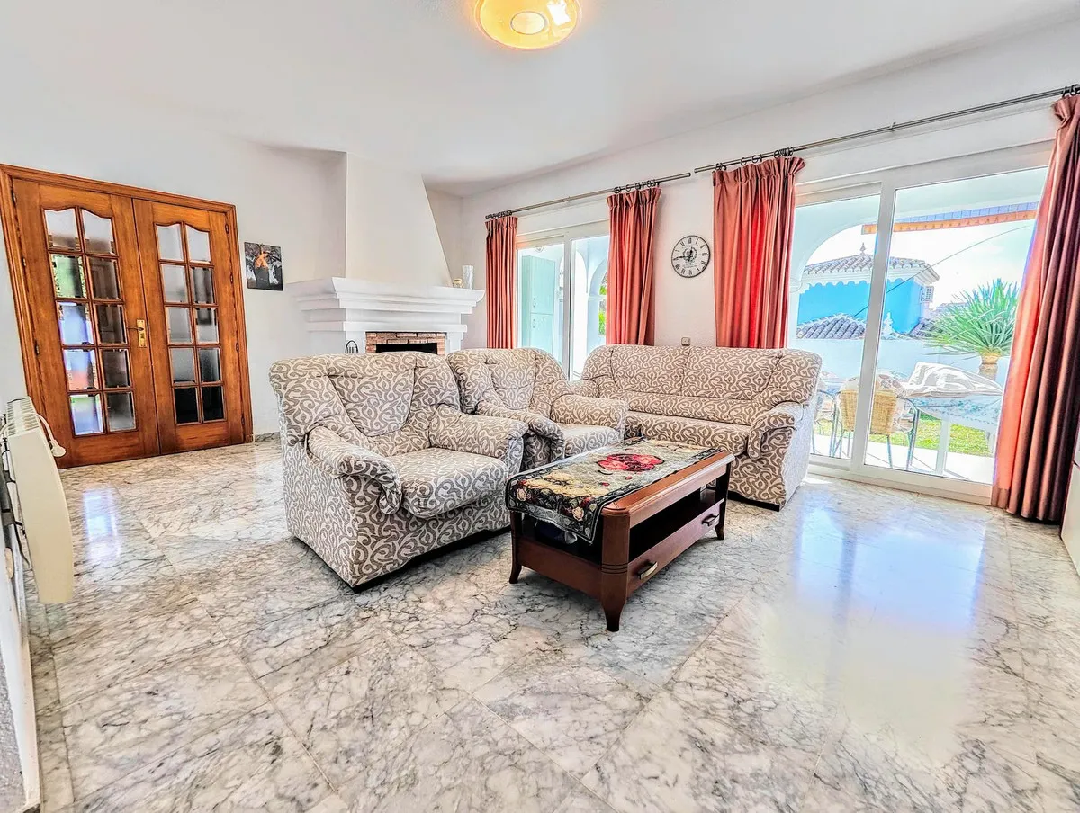 1cc8faeb-5f21-4661-8b82-e00fb6932cf3