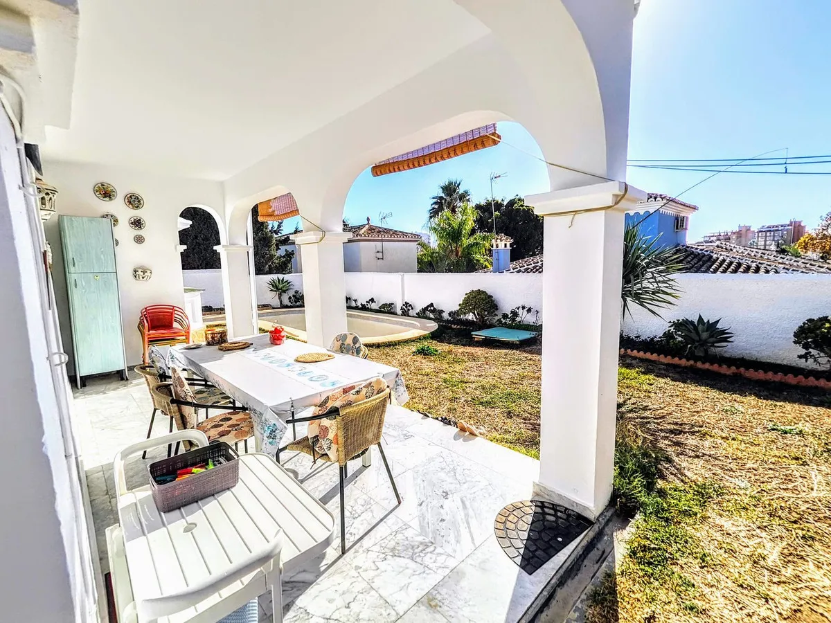 8233cd19-f442-4f5d-b5ce-3986c2ed79b2