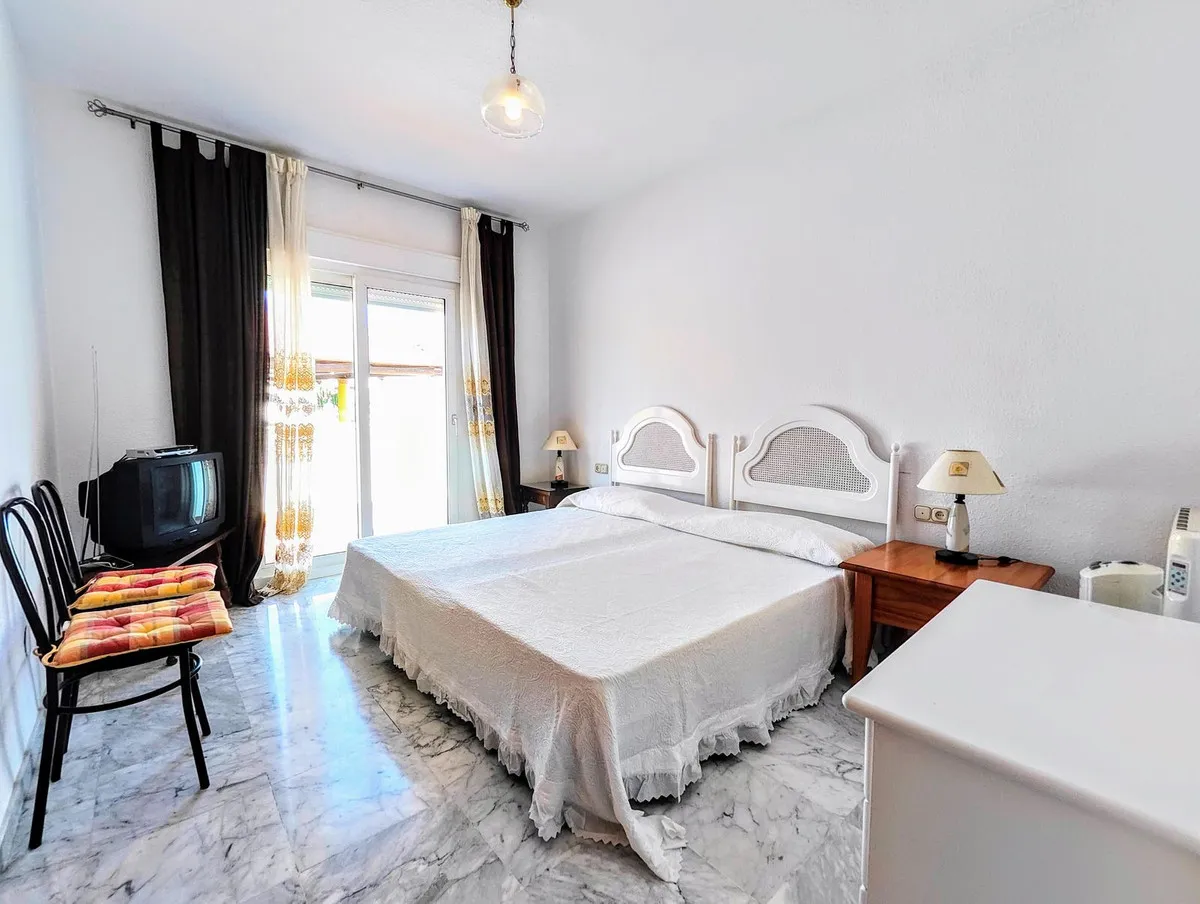 c47d796a-44c4-4141-a516-6c0f3fd23454