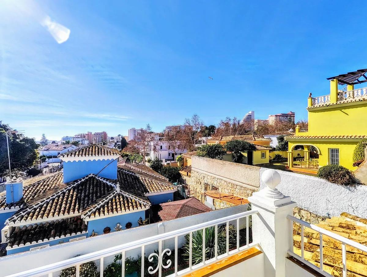 fa7f04c8-241d-46b5-be49-c38d89202565