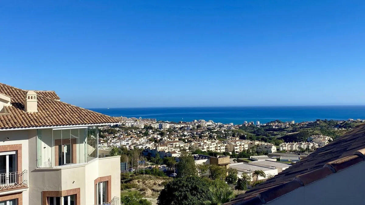 3842b6dd-1387-4976-bd11-dd6e9c26a2d5