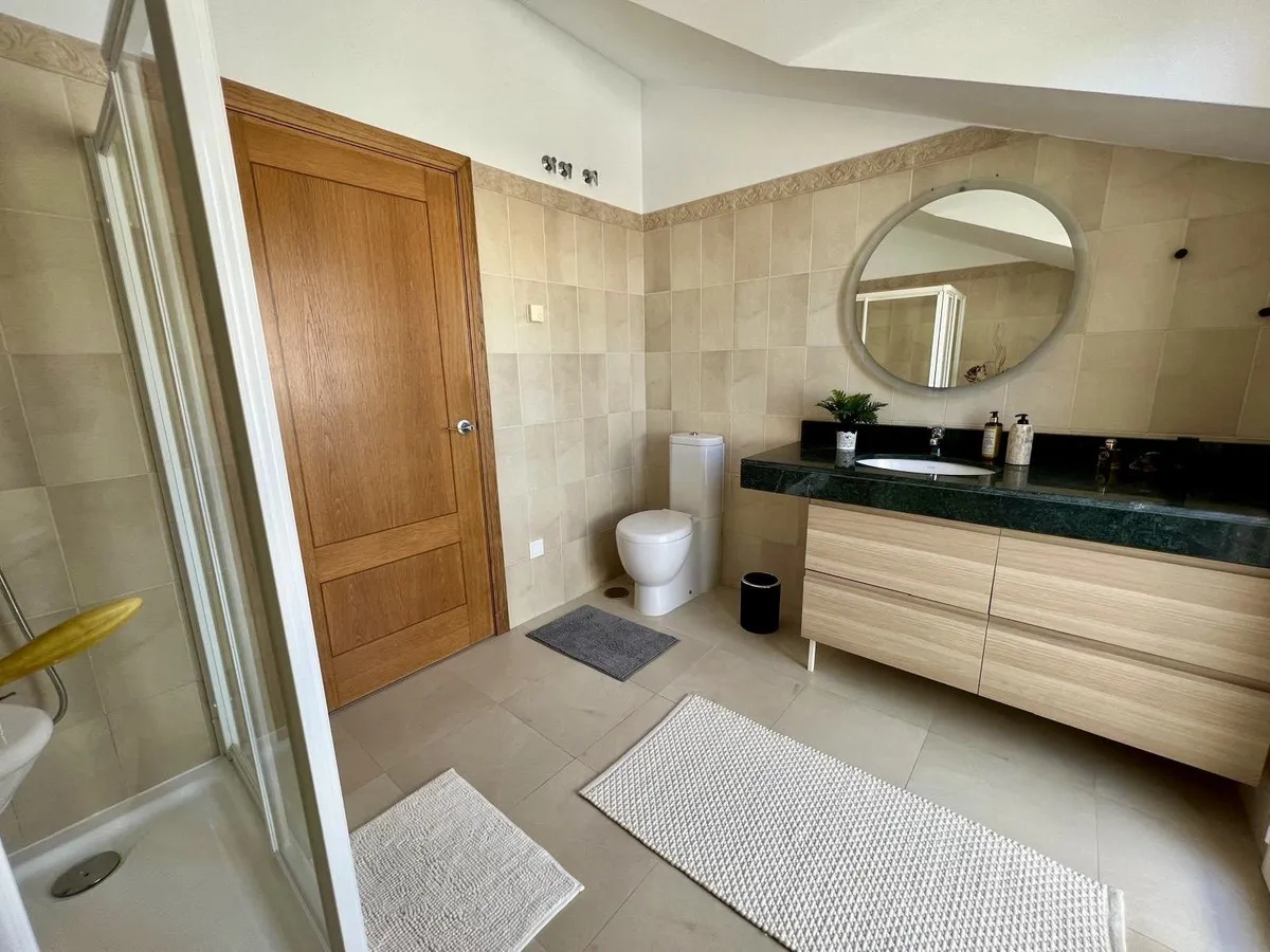 d7b9559f-f63a-4bca-a955-37cfd7774248