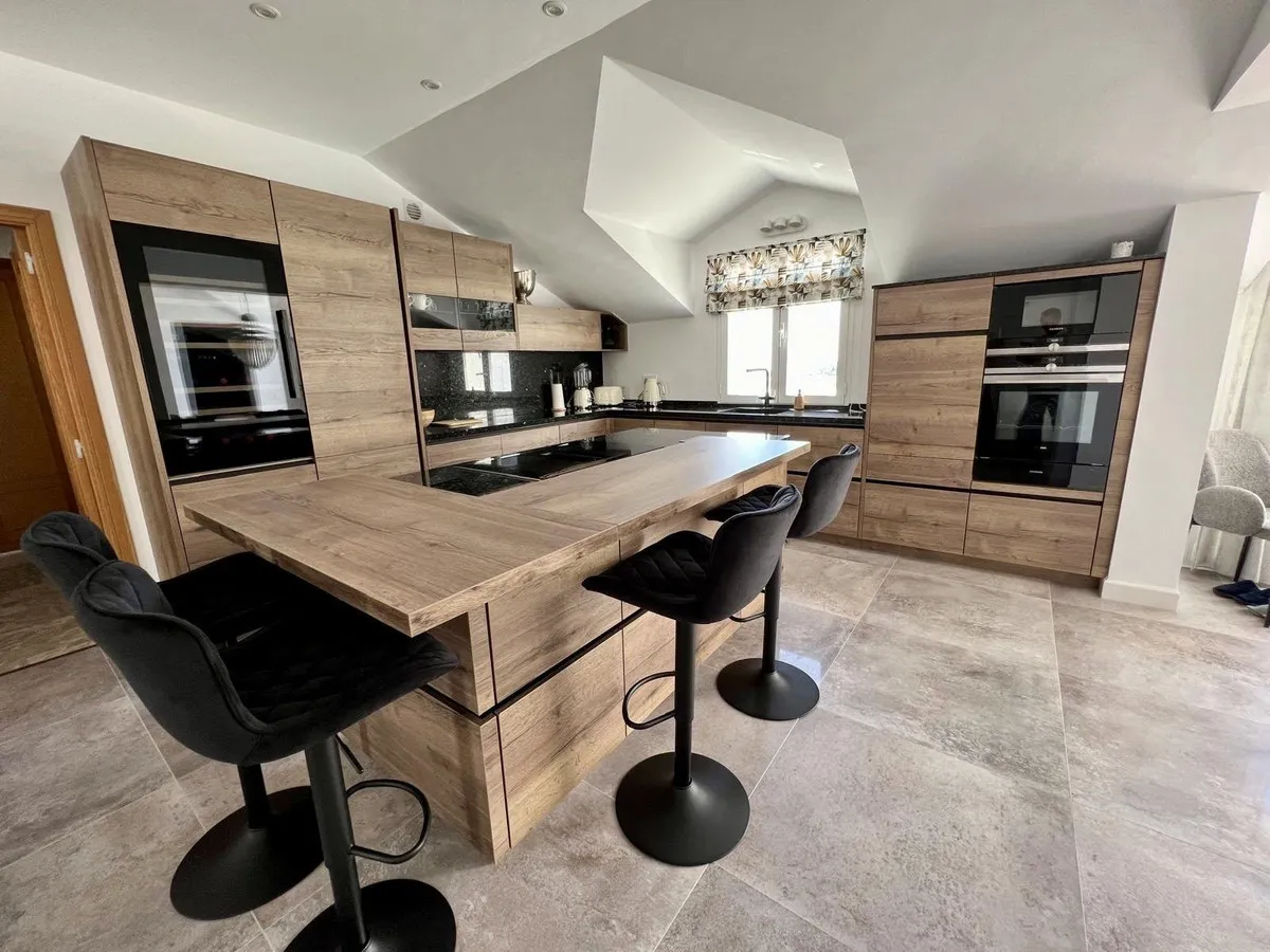 e5ea514c-fade-4987-8eda-ab1fb7968787