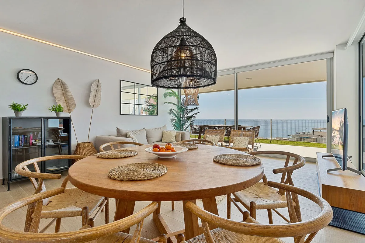 6eec20c2-ea72-49c9-bf7a-97ab4937f031