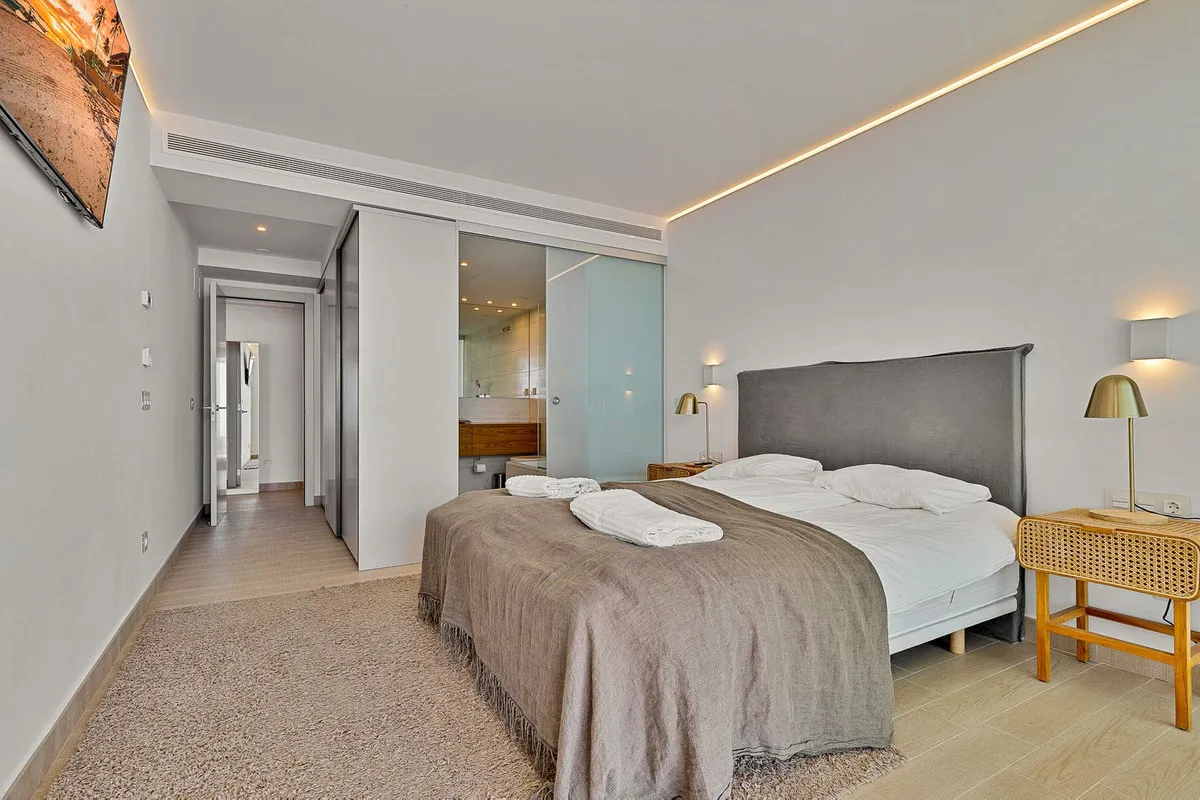 81e0642a-0461-4ded-a995-84f0397563ae