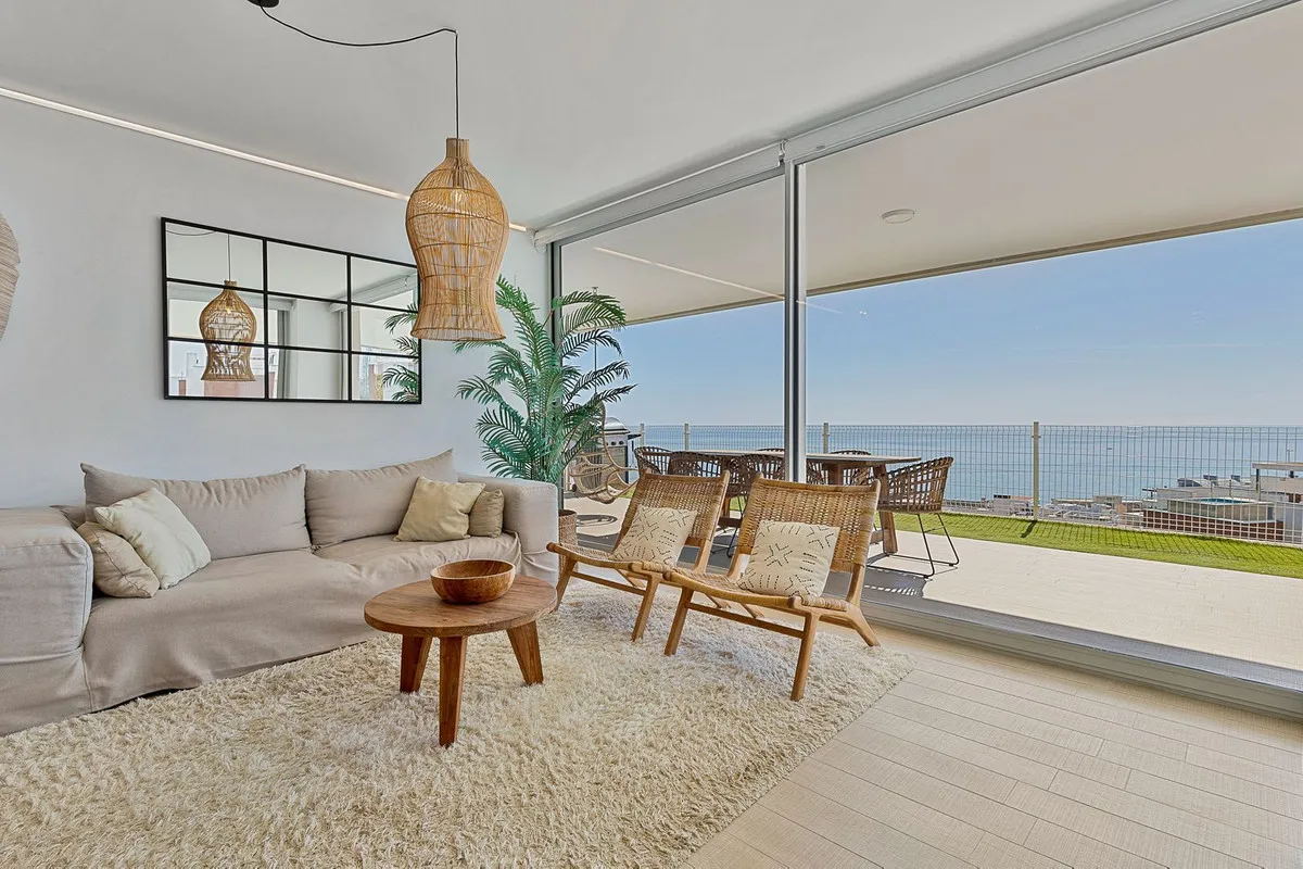 df3616da-2acd-485c-b9d6-cf065a75e00b