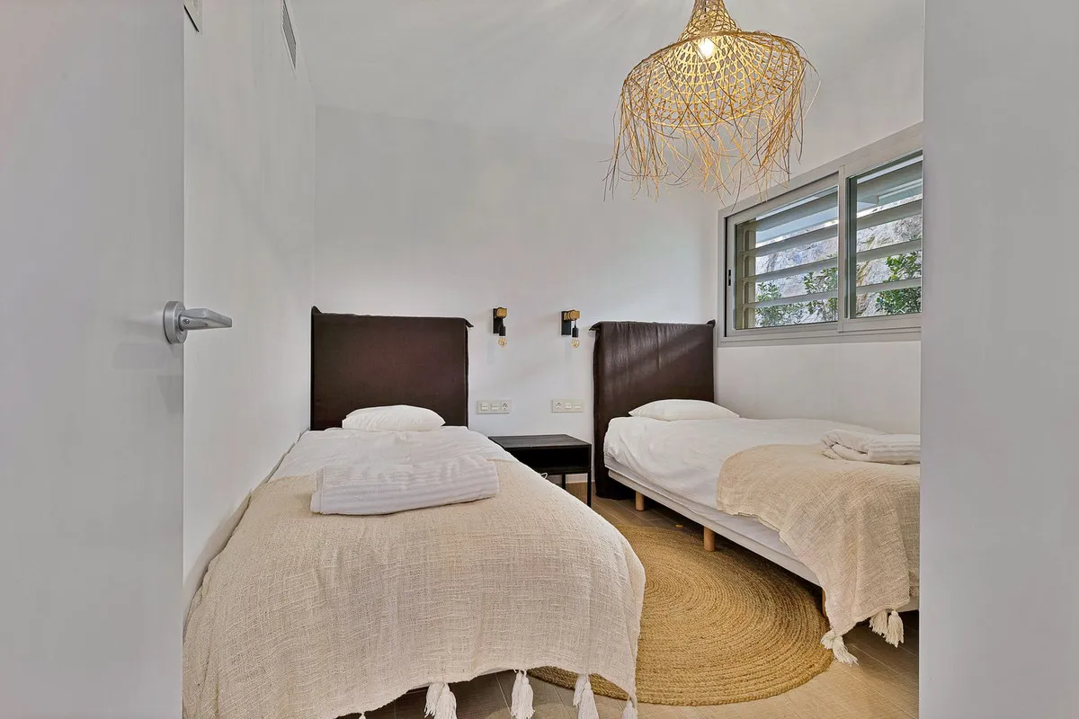 e270e3d9-95be-42ff-a6b7-5678ef57037c