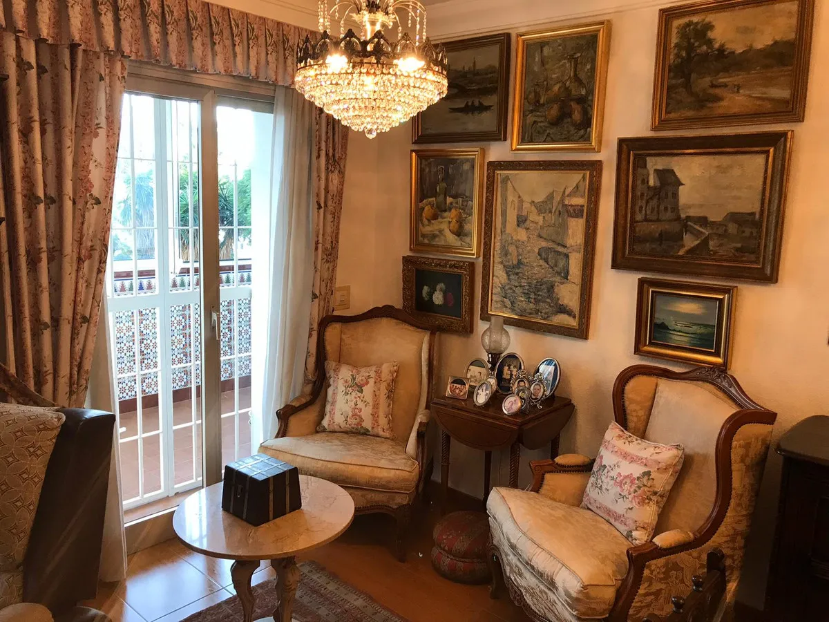 ba283330-69a8-4f50-81c2-9b7b94108624