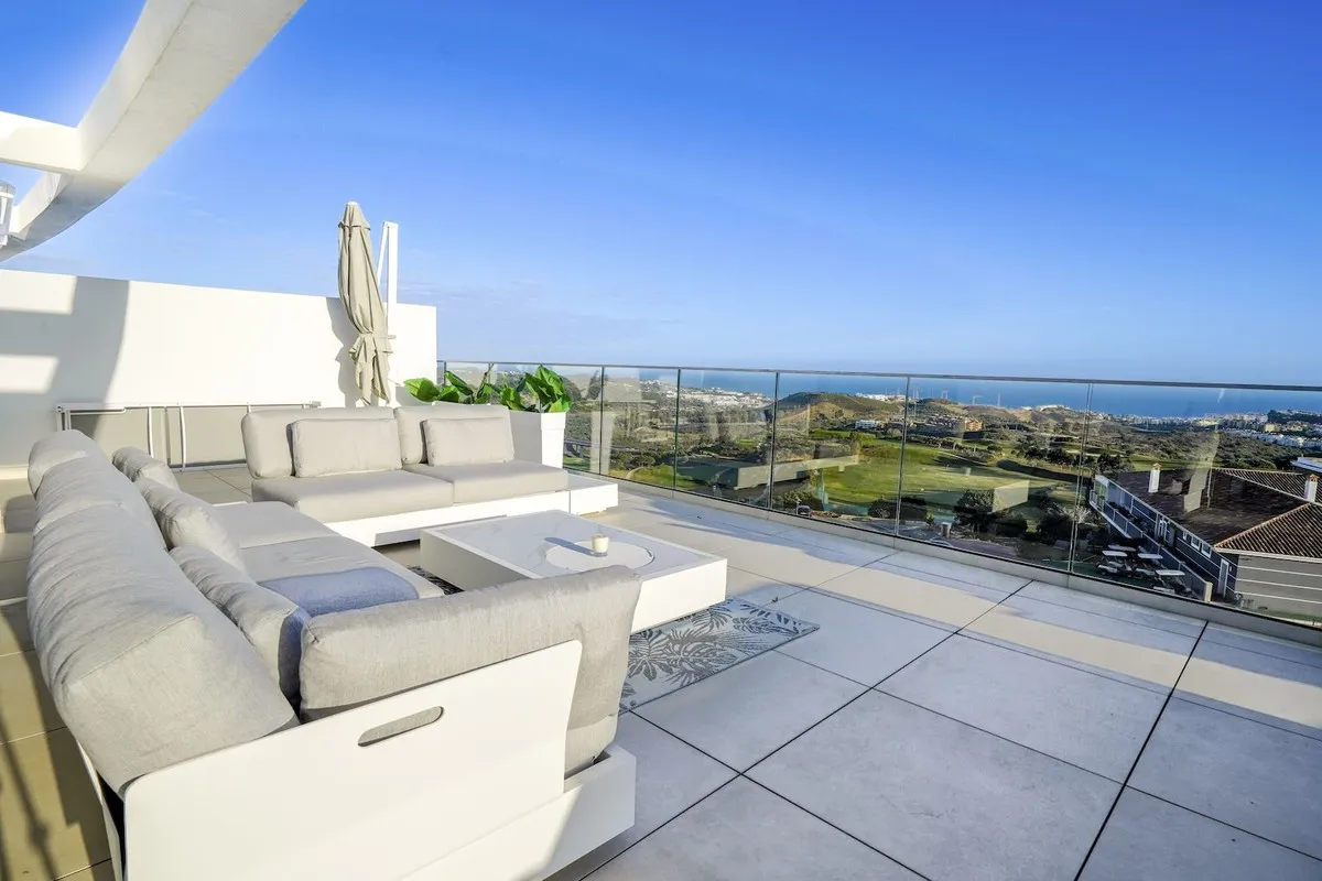 04f37863-89f7-434e-851d-3543ad2f6d6f