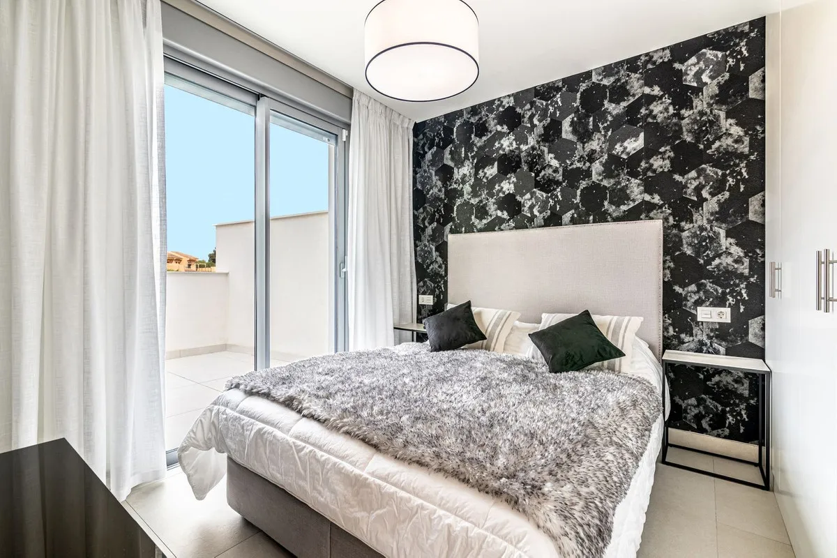 81428ea2-3878-4a9b-8fd2-f68a738e2deb