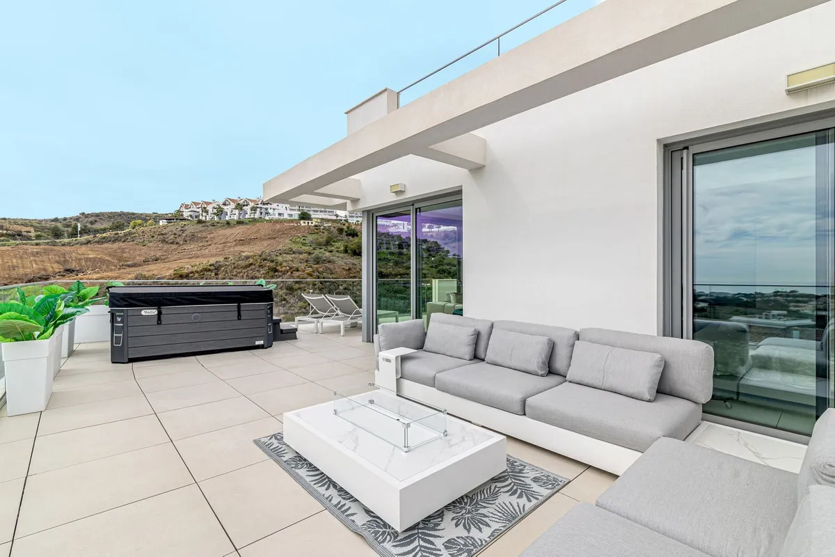 904a7852-80f3-4493-8ae1-225e9d093971