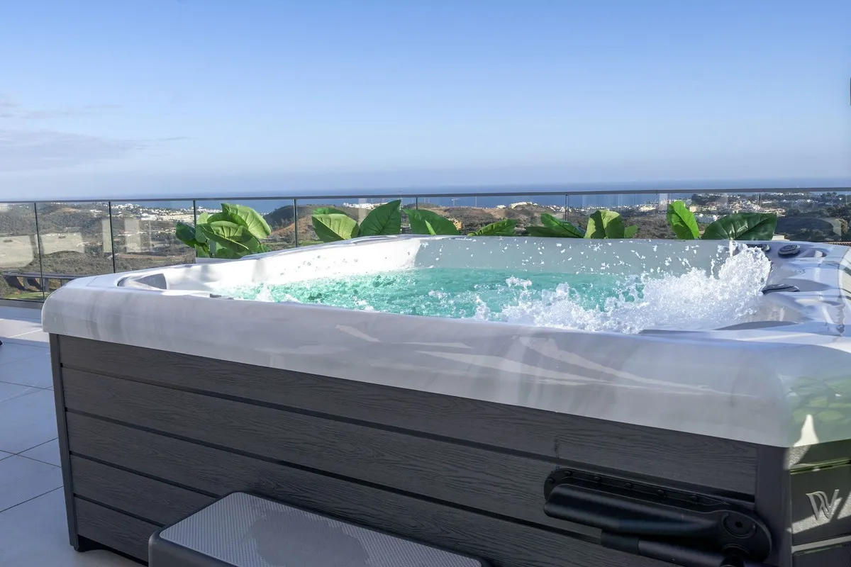 aa2542f5-5ea3-4daa-9221-0fde17644ff6