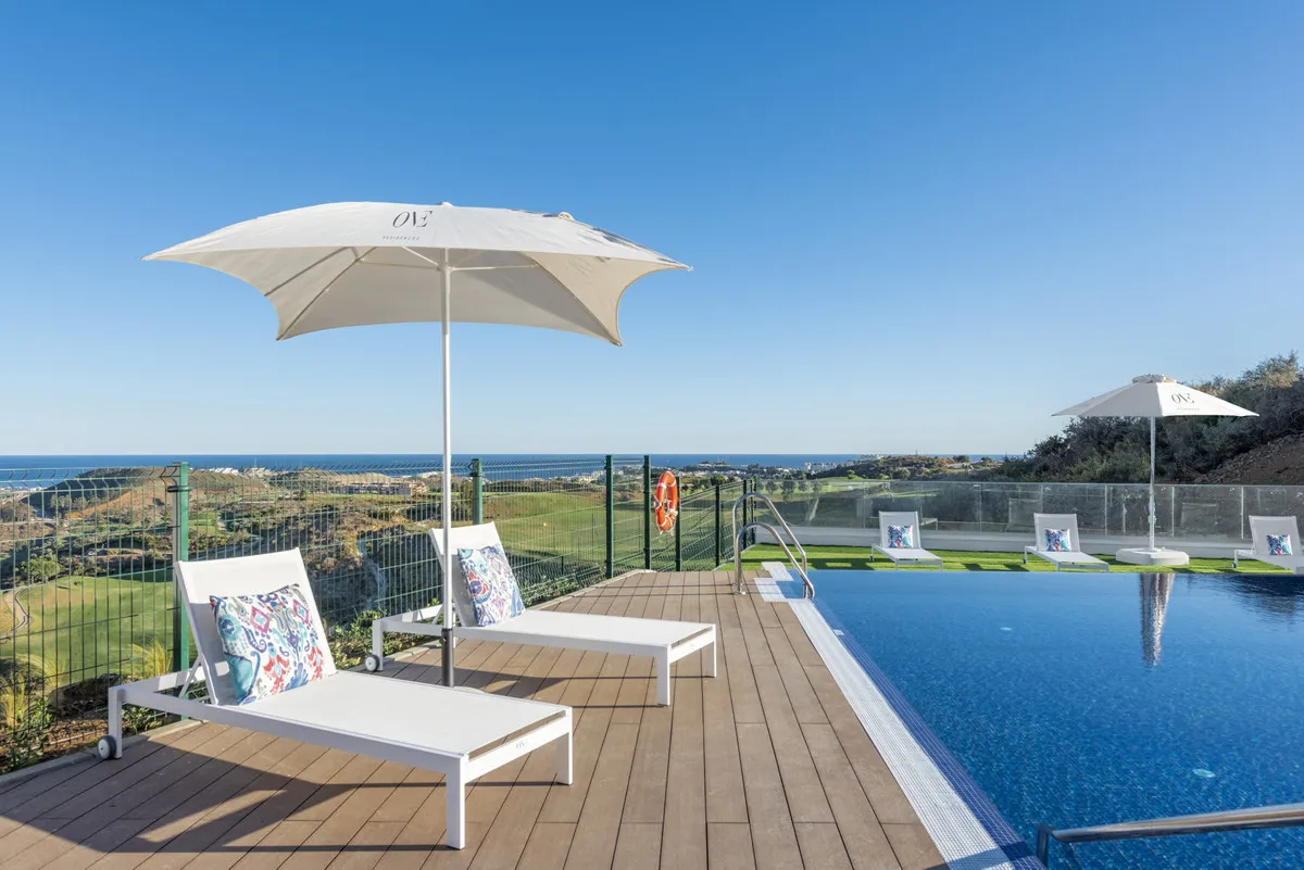 b4286530-4cb0-4a0f-9192-fccbf6fcb7d1