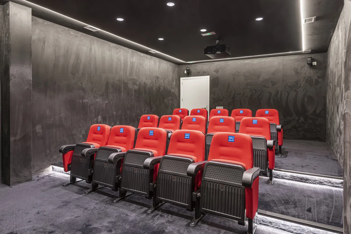 c0f7cf22-0b96-40b7-8218-48bdf0a73b89