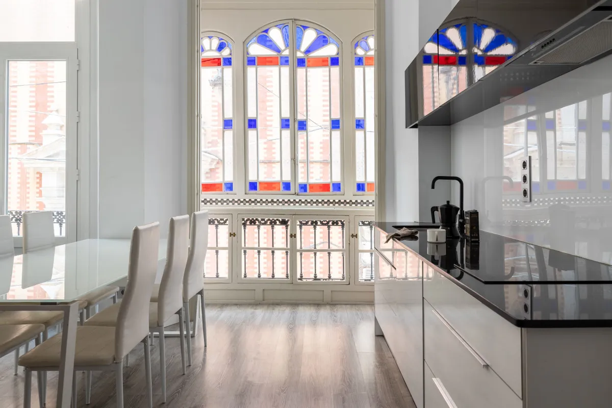 64b30612-d59d-4e37-8a24-e8528c8a283e