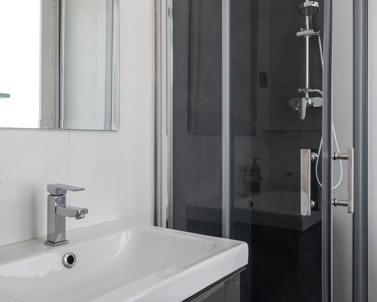 8e38784a-64e0-4d46-bae2-a7b483ef08c4