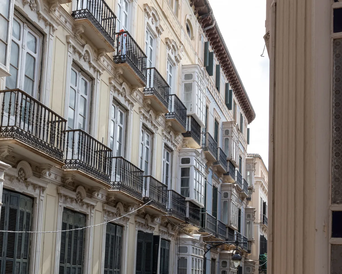 d2c5876b-69c7-4a70-90cc-6d071a9df241