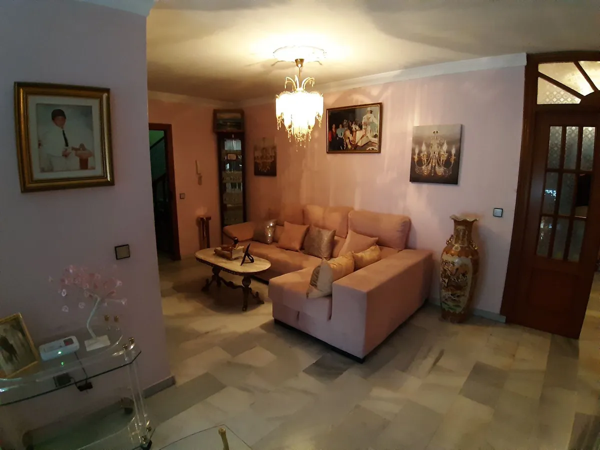 4b9eae66-86ca-4a3e-a13a-c60a150dc539