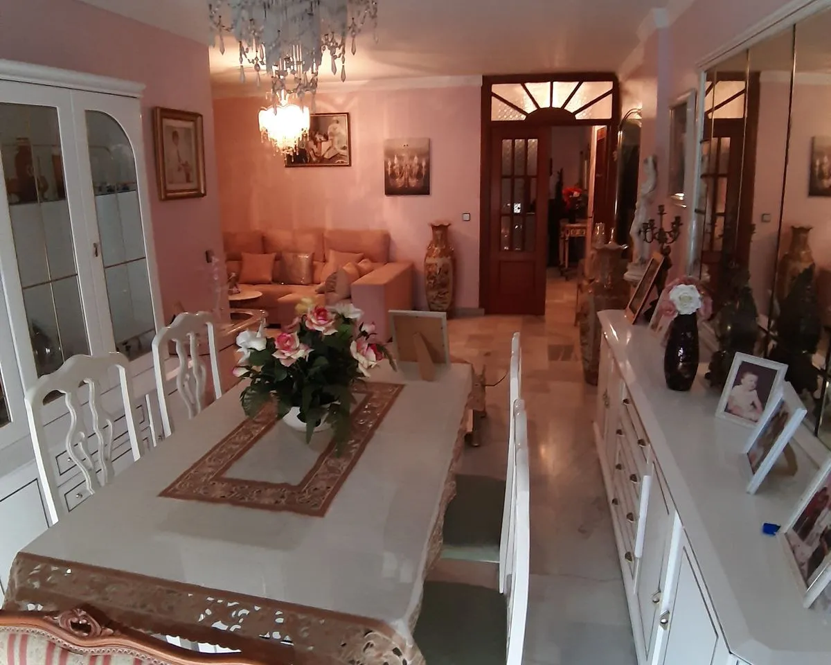 6954ccff-b785-4140-b43a-2586de5648fd