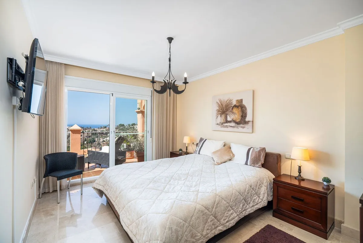 1af3ff61-7217-411f-8ff4-ea8012b1fab4