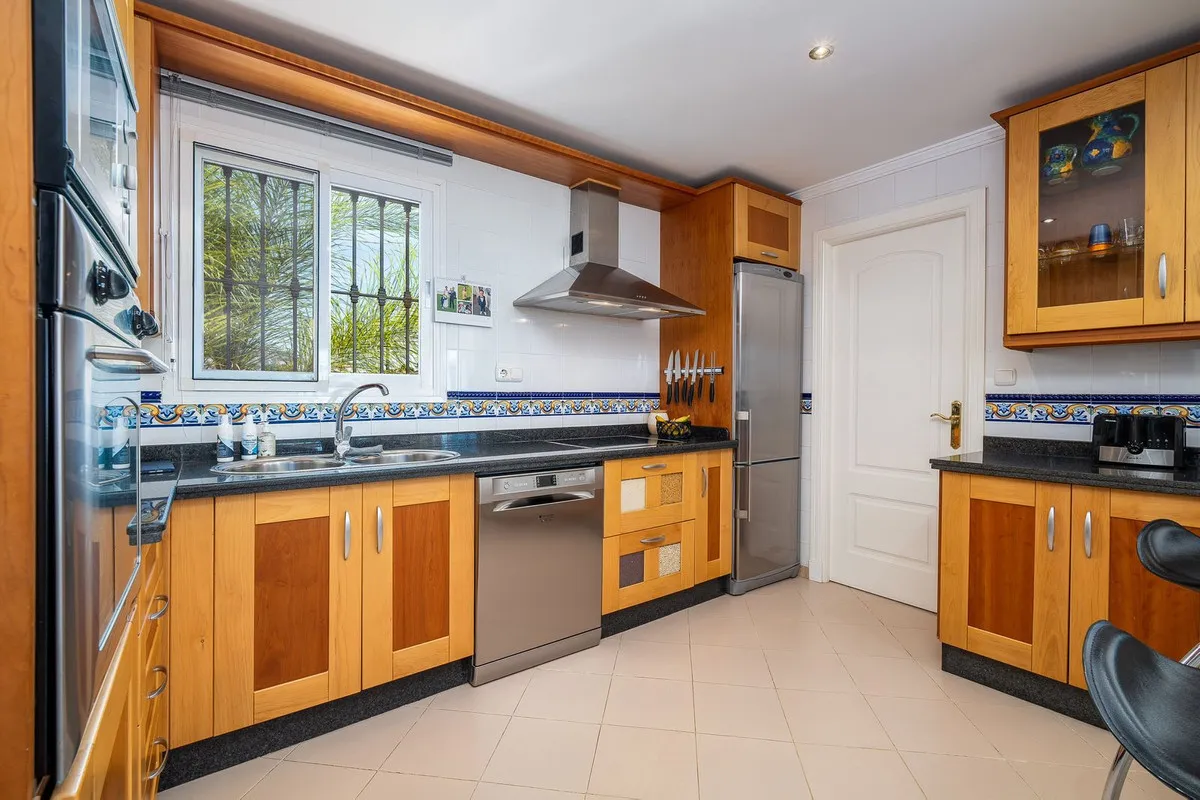 288b54e6-1b2d-4a7e-b03c-6e1d96714817