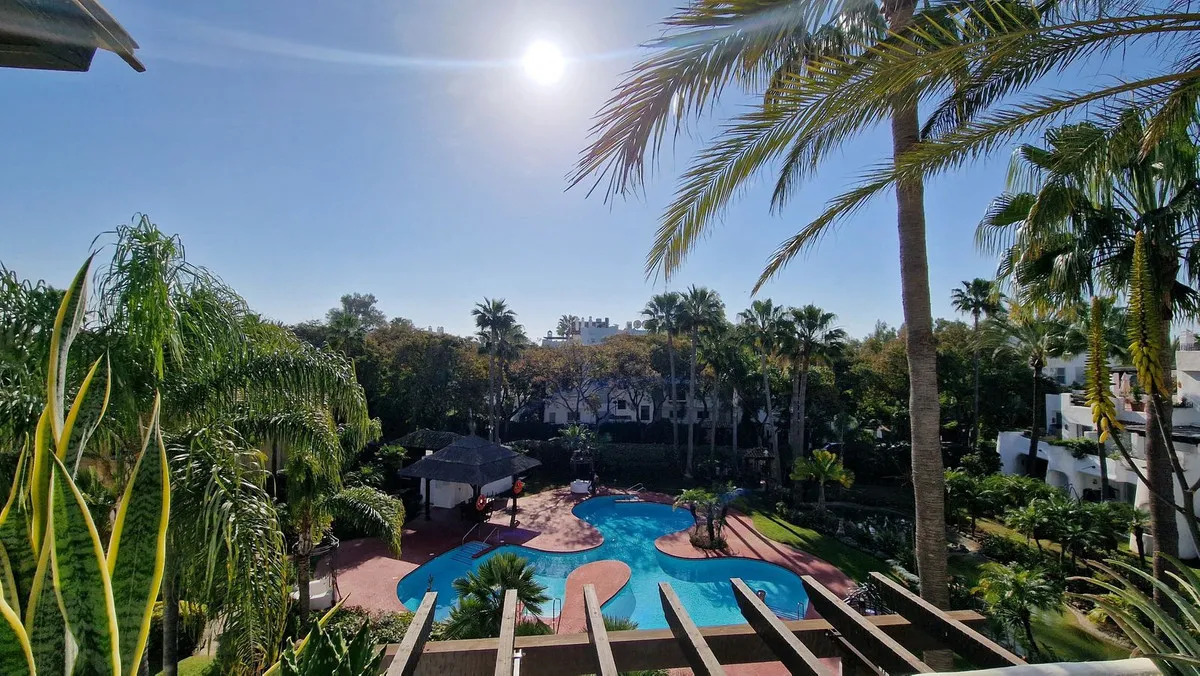 69f05369-0cf3-43e3-b363-8ba79efd901d