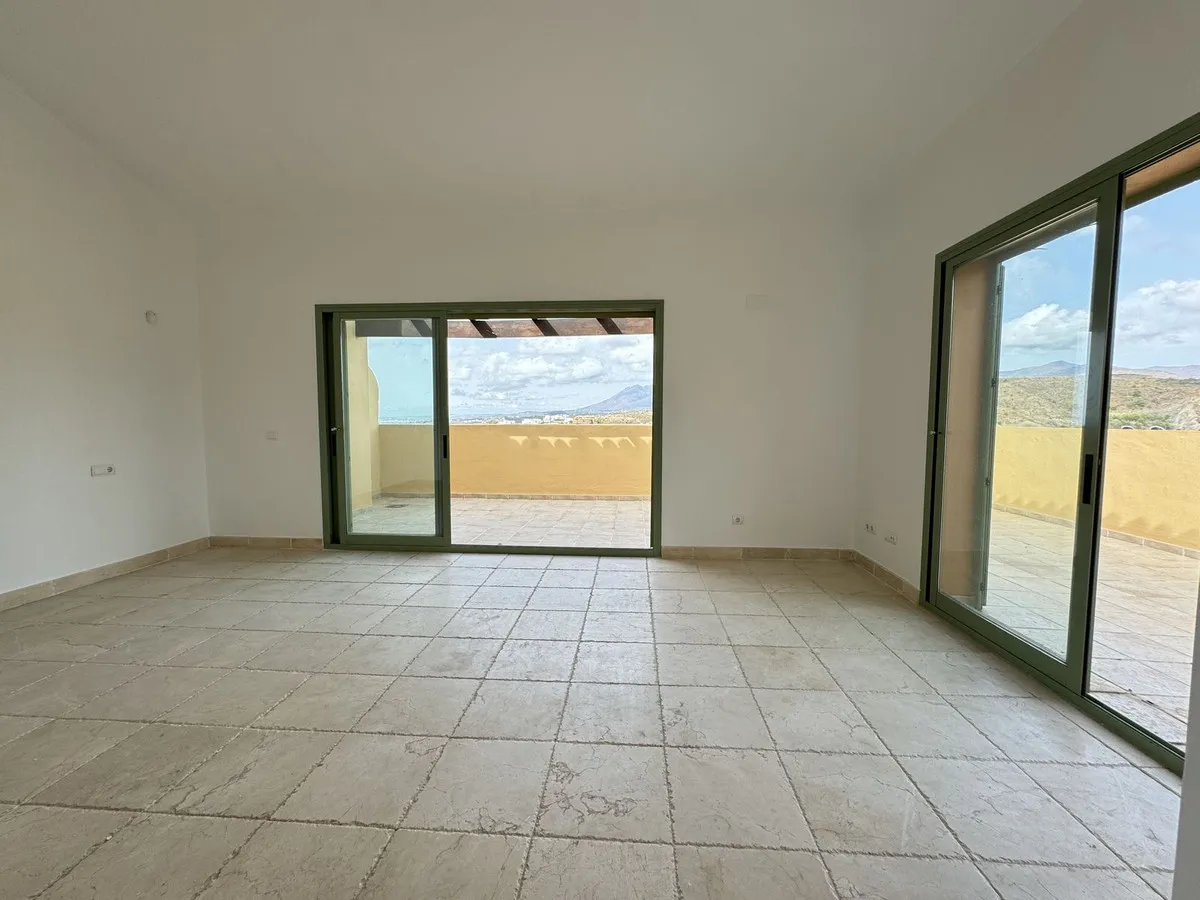 2c764e8c-edd5-46ba-ab4f-f5c19bb89c62