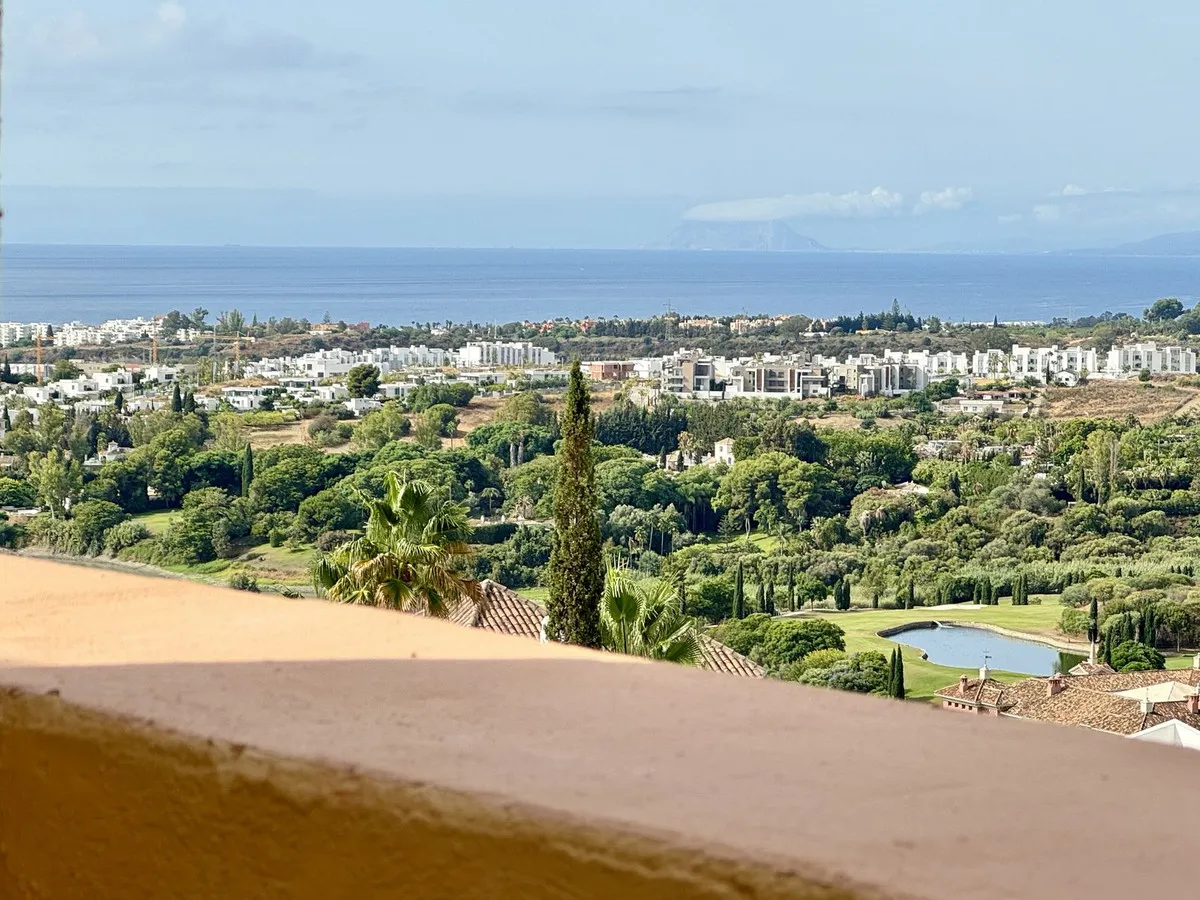 37126895-2cab-4d00-9eaf-99b15f1b850d