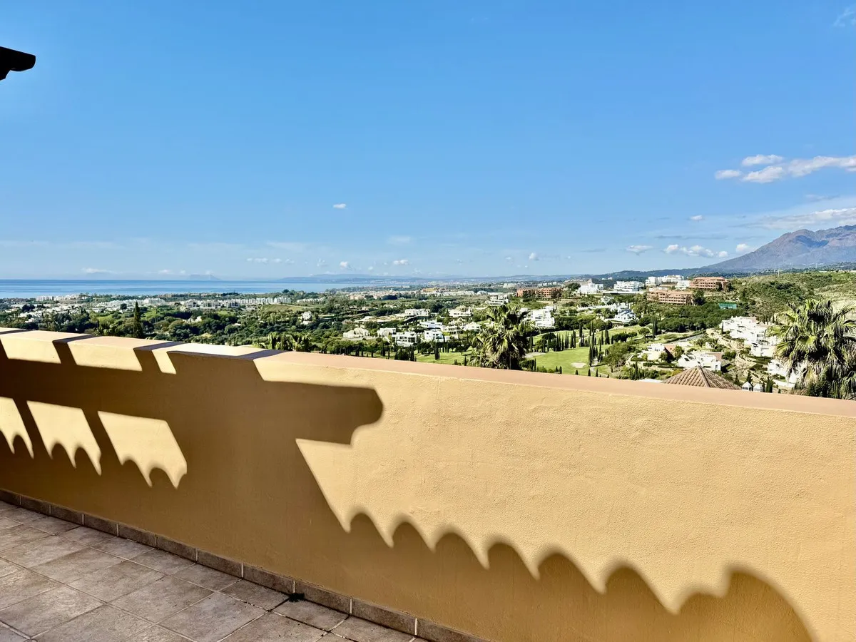 4056b62b-0153-4e5a-b6f6-0f09f6e2d9ec