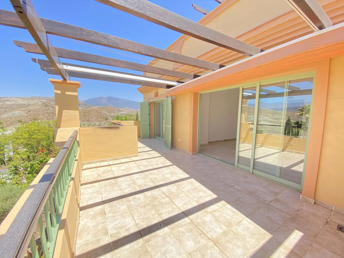 5e2998cf-d124-42f4-95e7-0a2b09f44b17