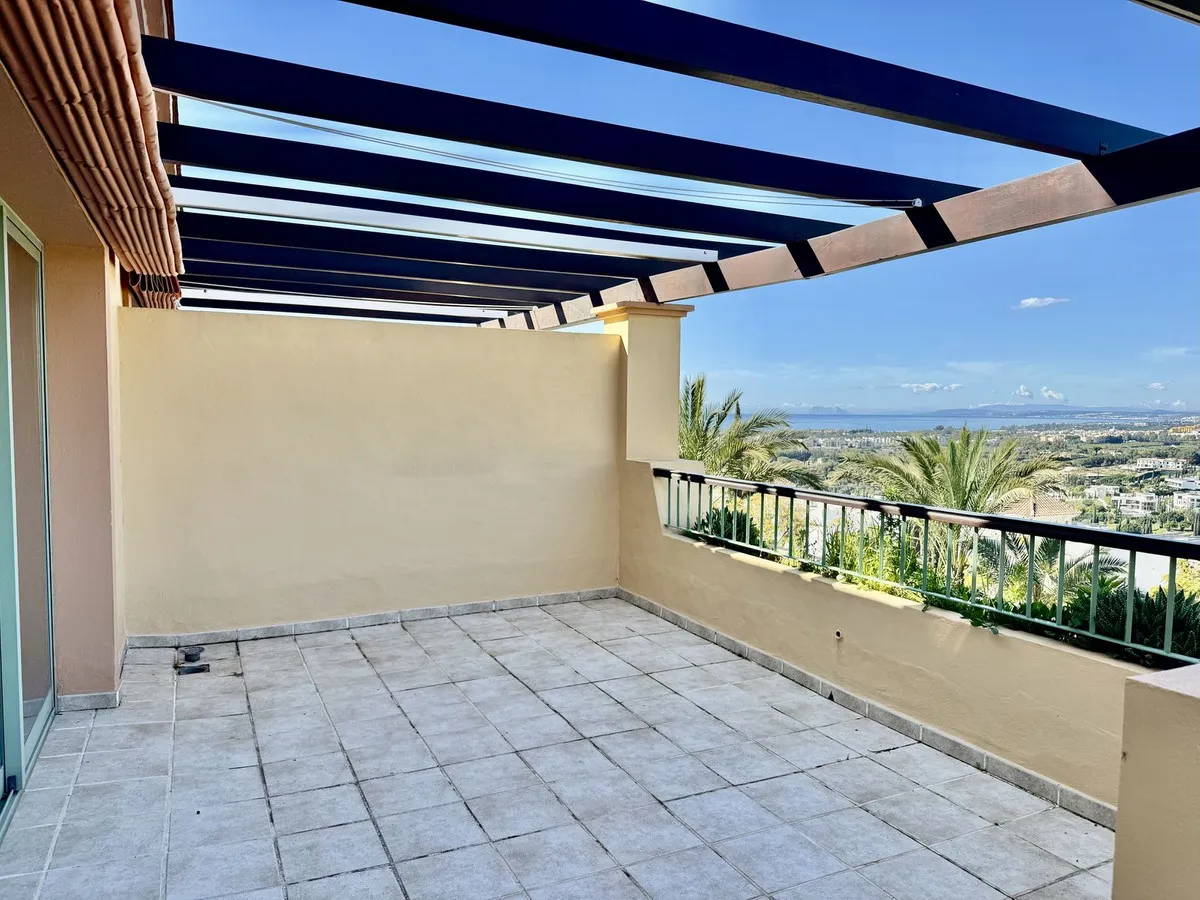 6ca1027e-c8c7-400e-8282-deed03667b79