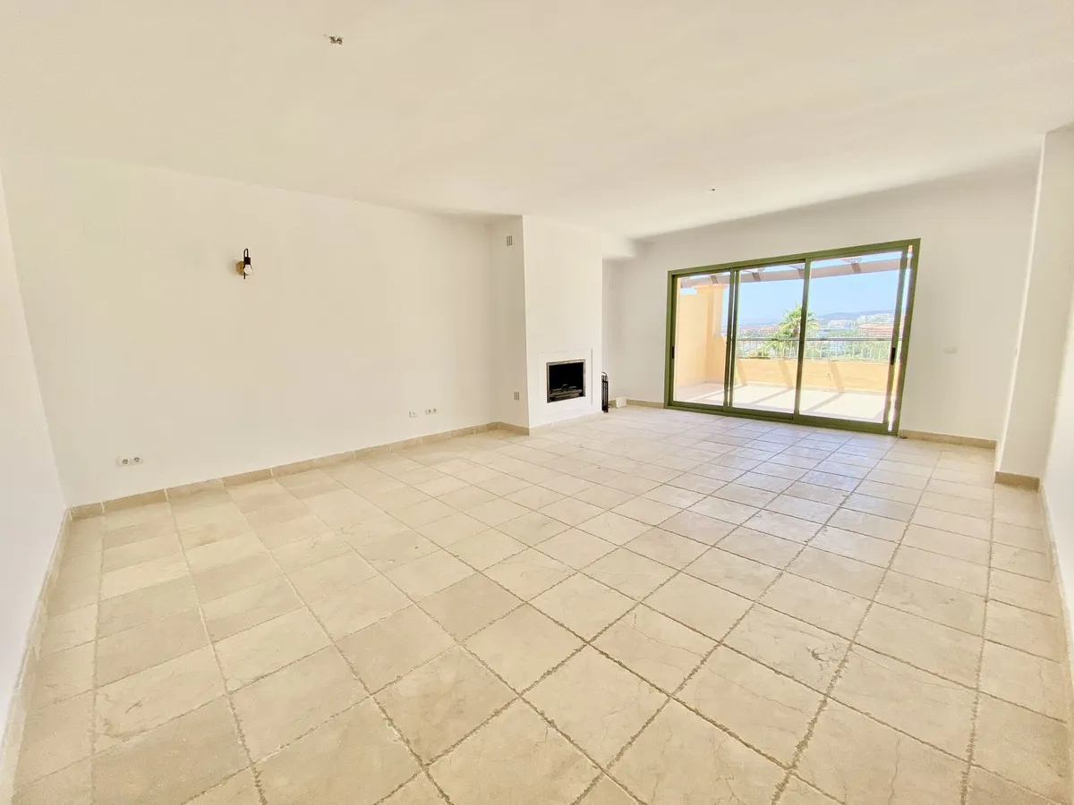 cc5dca7b-6fc7-4cf7-a3d1-b17da7c2fa46