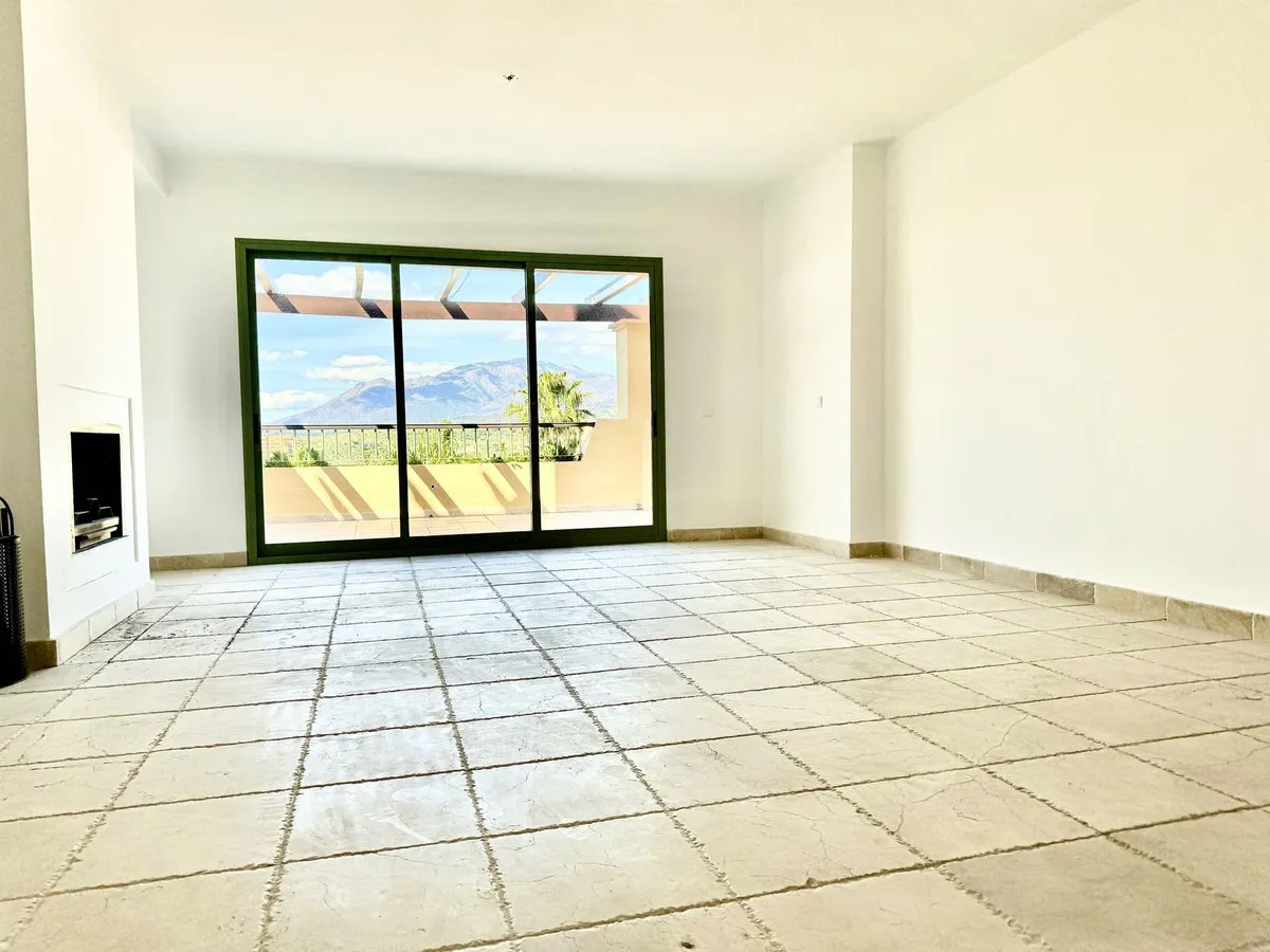 d5d7401e-c2e9-415c-bb74-bdc5dee073c3