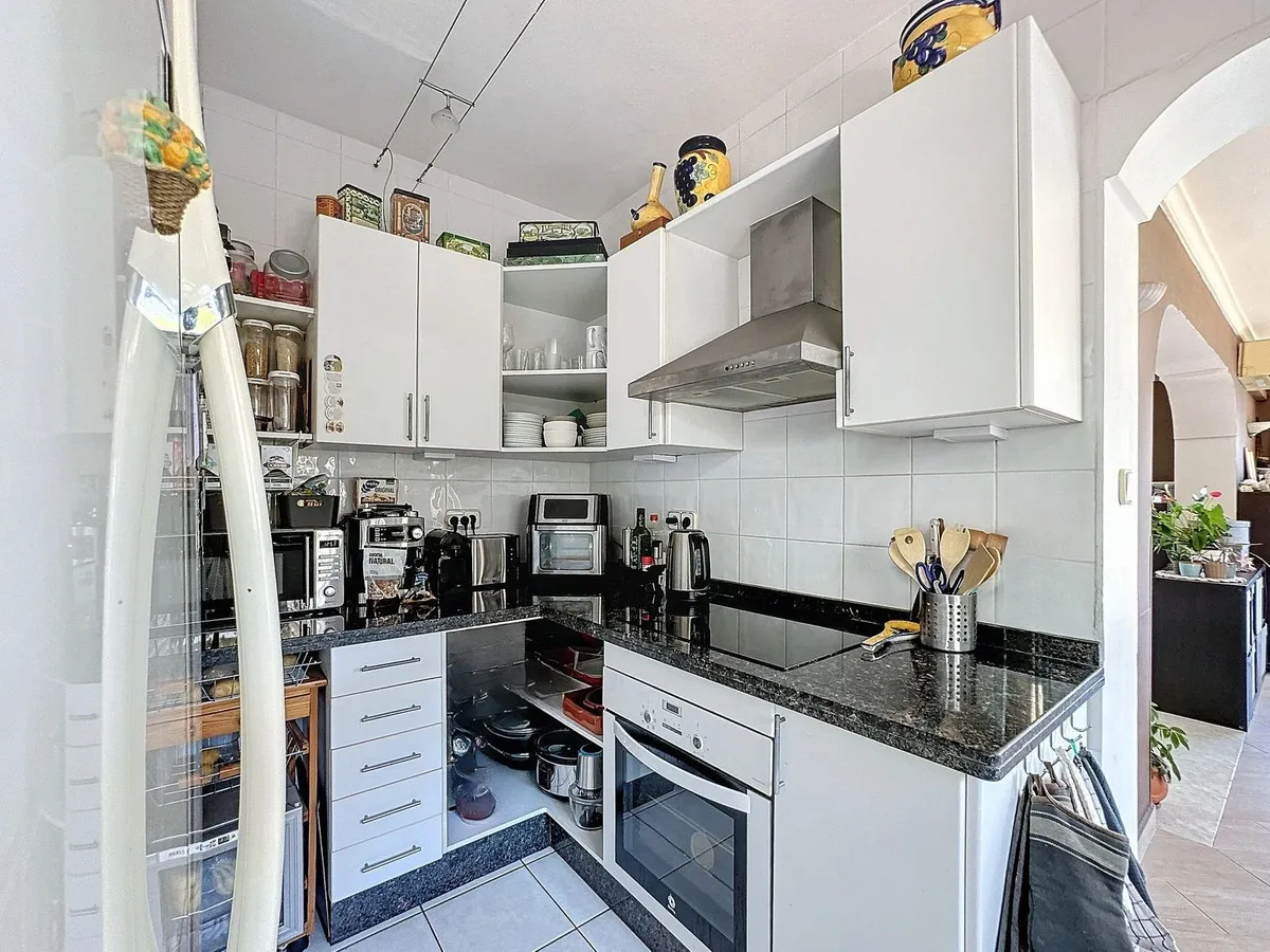 3ab937cd-4aa1-4d96-a8a4-1612d9824a95