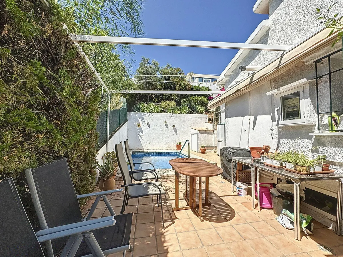 4b73409e-4e8d-4f2b-a196-6fb8b274b3d9