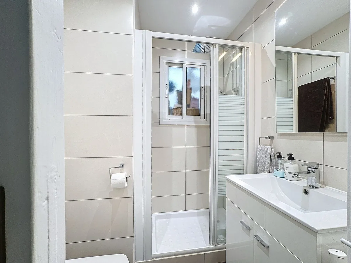 5b8ab258-600c-474d-89a6-81130f9add97