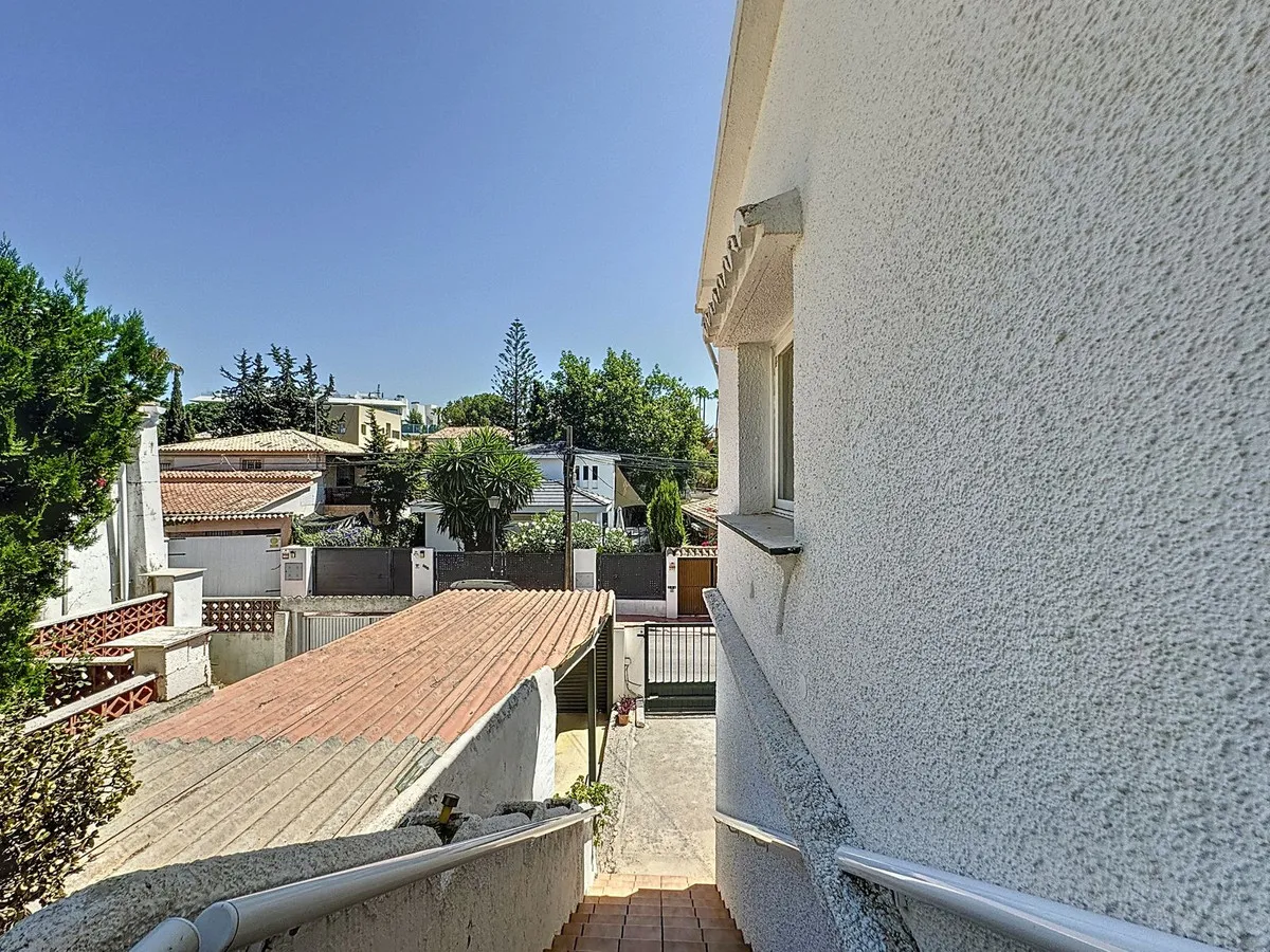 7039b186-398e-47c7-90bd-4ba039b79a20