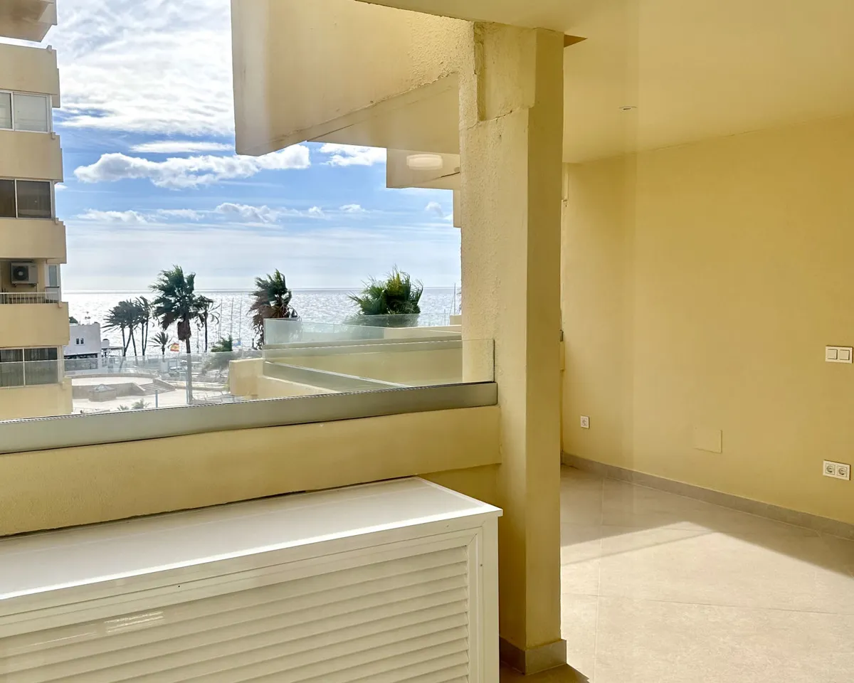 1eb28450-2675-4df4-8fe0-dafc15594c1d