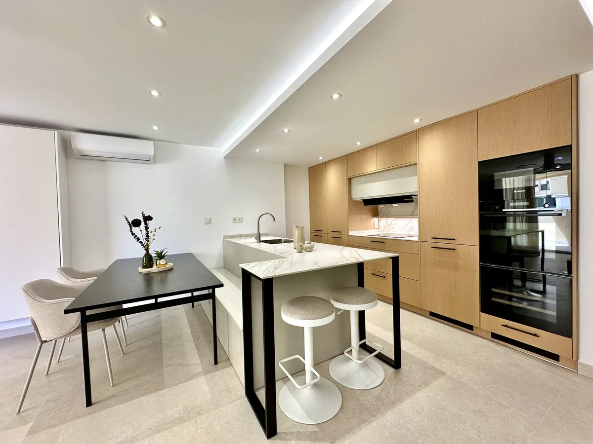 33325e8c-cc8a-4e93-a841-ab06c6168d19