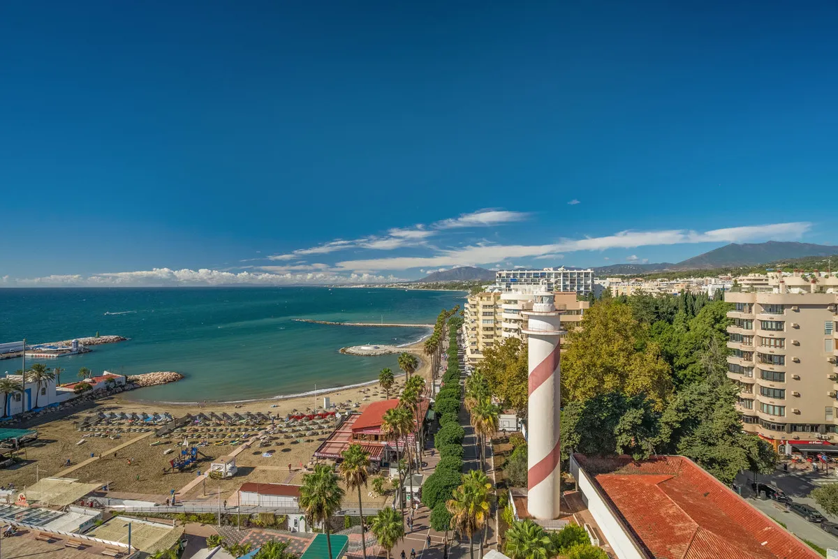 c736507c-648d-403f-9ae8-bc4ab832ca48