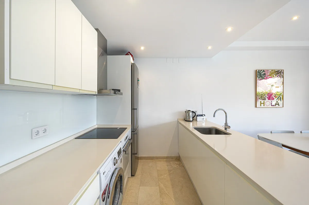 ec37f99e-20af-4954-adf3-1019b66876b6