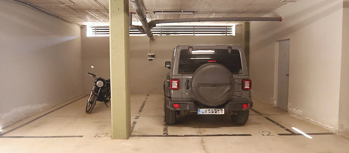 a6135bfa-b33c-4c3f-a494-4f245a507059