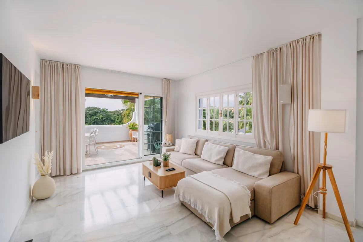 80886409-010e-4e9a-8012-69ec9f7b9f75